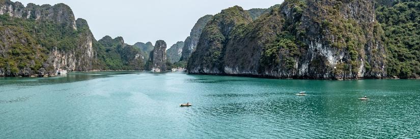 Landscape shot of Ha Long Bay